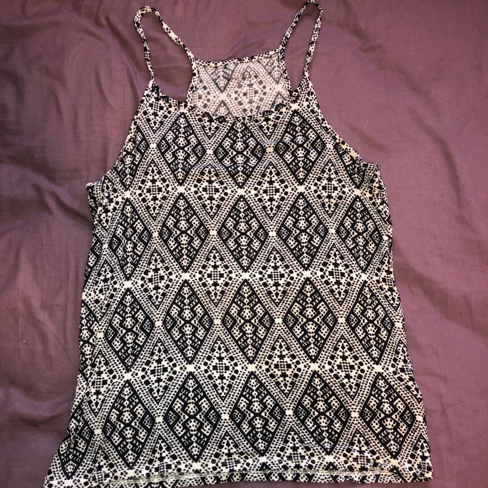Black and white patterned tank top